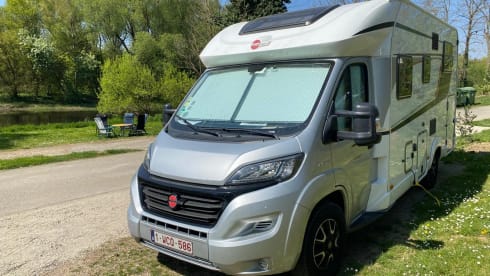Bürstner semi-integrated with all comfort and amenities.