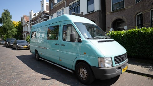 Olaf – 2-seater Volkswagen bus from 2005