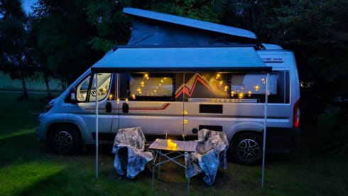 SF24 DXE - Automatic Transmission – 4 berth Autotrail campervan from 2024