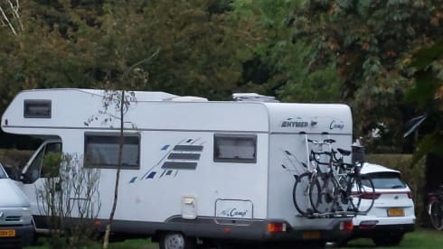 Spacious and wonderful 6 person family camper