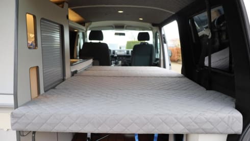 Volkswagen T5, NEW BUILT-IN AUTOMAT-150HP-