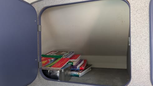 Daisy – 4 berth Volkswagen T4 California westfalia 1993