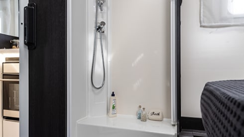 Zefiro 696 Automatic 5 berth – 2024 Roller Team Zefiro 696 Five berth automatic