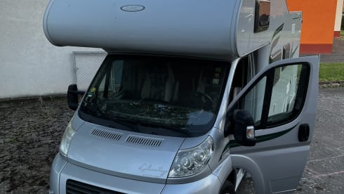 Mannitwou – LMC Liberty Breezer 698