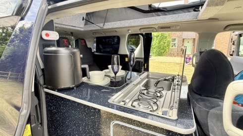 Kenji – Toyota Vellfire Auto - 4 berth camper van (Brand new conversion)