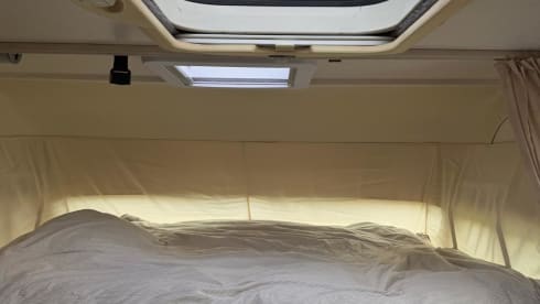 6p Hymer integrated uit 2001