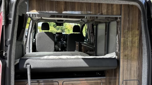 Claude – 4 Birth Ford Transit Custom 2.0 170 bhp 6 Speed Auto Limited.