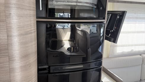 5 sterren huis op wielen  – 6p McLouis integrated uit 2018
