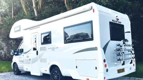 6 Berth, Ford Autoroller 746, Automatic Luxury