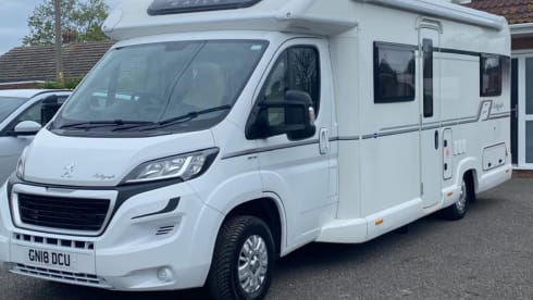 Bailey semi-integrato a 4 posti letto del 2018