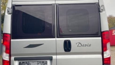 2p Karmann bus uit 2022