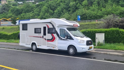 Camper vrijheid op top niveau – 4p Challenger semi-integrated from 2019