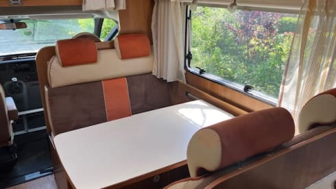 6p Ford alcove uit 2009