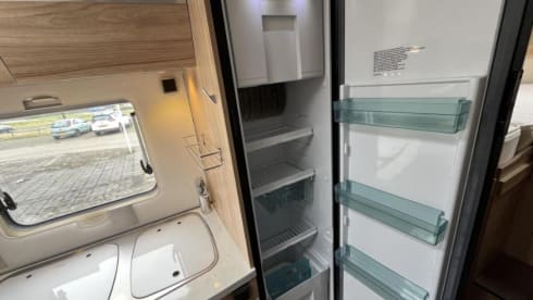 2p Hymer semi-integrated from 2019
