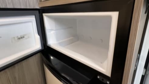 Benita – 4 berth Benimar Tessoro semi-integrated from 2019