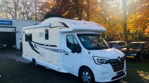 LUXURY AHORN CANADA, length beds and pull-down bed, ideal for families and seniors