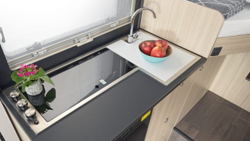 Luxurious and complete Sun Living S 70 SL 4-person family camper