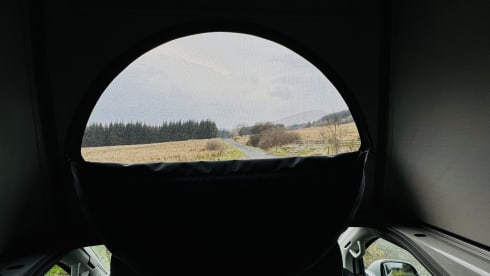 Maggie – VW California Surf - Sleeps 4, home comforts! Heater