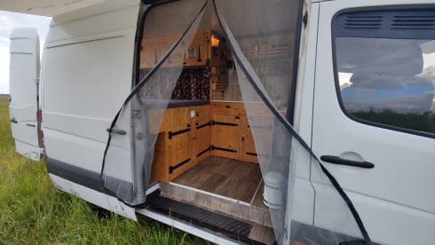 Atmospheric Mercedes-Benz bus camper 2 person "My Benz"