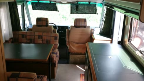 ANDREAF – MOTORHOME LAIKA LASERHOME 6 BEDS solar panel