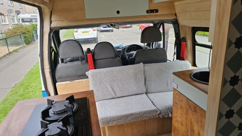 BEVan – 3 berth family and pet friendly campervan 