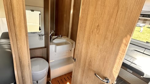 6 berth Roller Team alcove from 2024