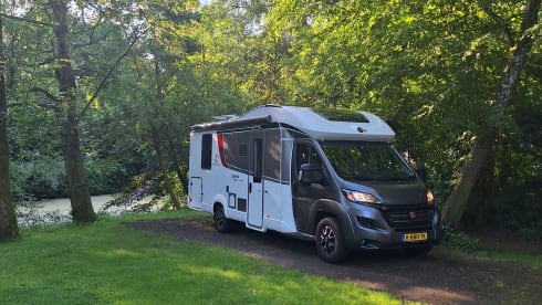 4p Bürstner semi-integrated uit 2019