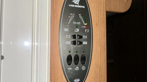 Mooie en comfortabele Weinsberg camper 