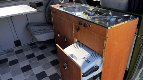 Veteraan / Opa – 2-seater Volkswagen campervan from 1985