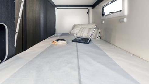 L2R – grand 2-6 berth, free wifi & unlimited miles