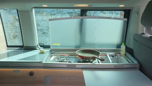 Cali-Waka – 4pers. 2023 Volkswagen California Coast Van