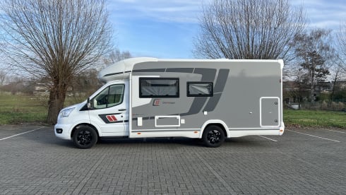 Ford Challenger 384 étape édition 2025 neuve et confortable