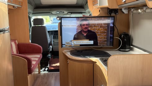 Alfie – 4 berth Renault semi-integrated from 2006