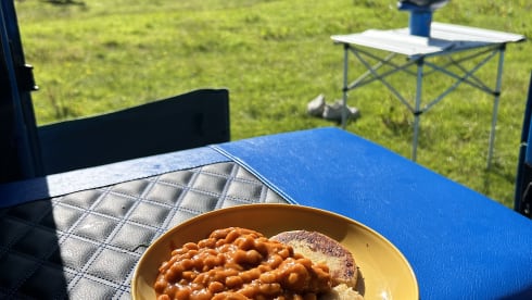 VW T5 Campervan - Stylish Modern 3 Berth 