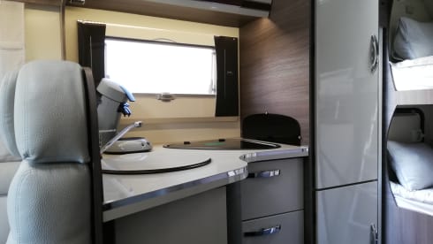 Luxurious family camper with a great sense of space and great travel comfort
