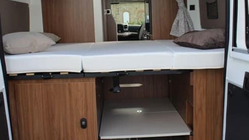 Fonzie the van 🚐  – Fiat pilot campervan 6m