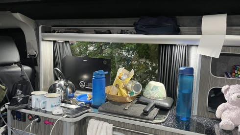 Vinny – 4 berth Volkswagen campervan from 2014