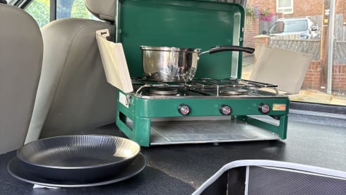 Lottie – 2 berth Campervan