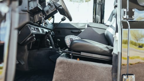 Dora – 5p Land Rover rooftop from 2000
