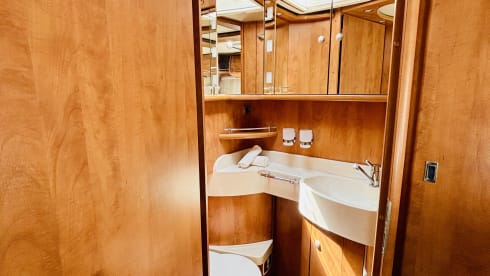 Reispaleis – Comfortable and stylish integrated 4p Carthago Chic C-Line II