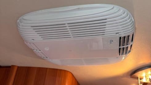 Sjorsie – Fendt camper with 2 single beds