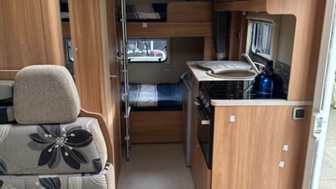 6 berth Swift Escape 696
