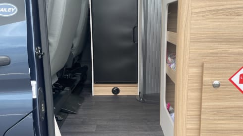 Bailey – 2 Berth Bailey Automatic Campervan 2024
