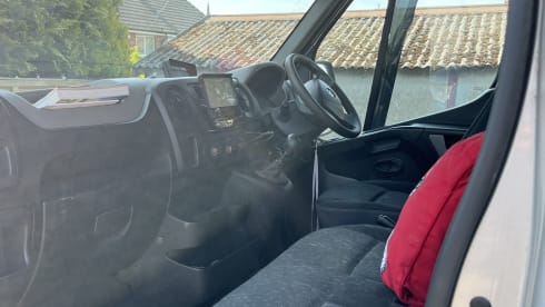 Heidi – 2 Berth Campervan
