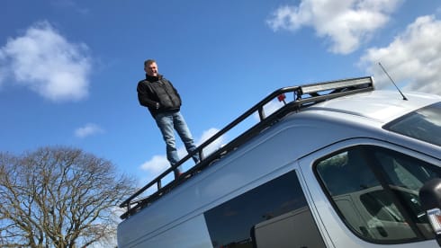 Modern Fully Equipped Sports Tourer by HR Multisport