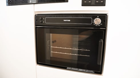 Iona – Auto-Trail Expedition 2025/26 (Automatik)