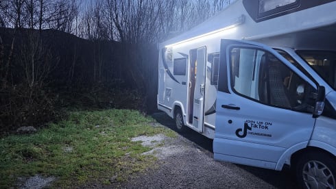 6 berth ford transit motorhome – 6 berth Chausson alcove from 2016