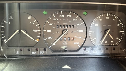Vanny – Volkswagen Trident 1994 berth Campervan  1994.          