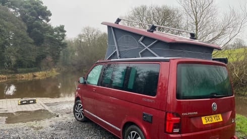 Strawberry – New VW California Ocean T6.1 DSG 2.0 TDI Automatic with drive assist