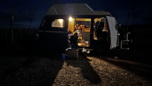 Quatro B – Volkswagen T3 baby blue
